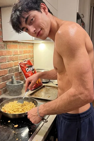 Odwrócony czat AI – rozmawiaj z Alex