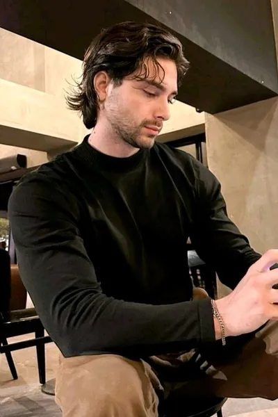 Omgedraaide chat AI – Chat met Isaac Andrade