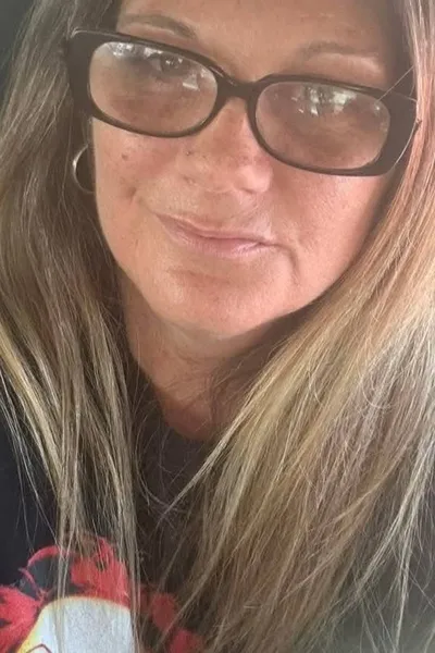 Flipped chat ai - makipag -chat sa Monica, inay