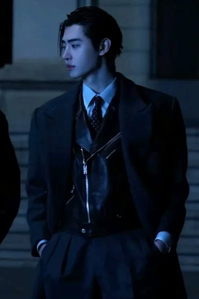 Flipped Chat AI – Chatta con Park Sunghoon 반 성 헌