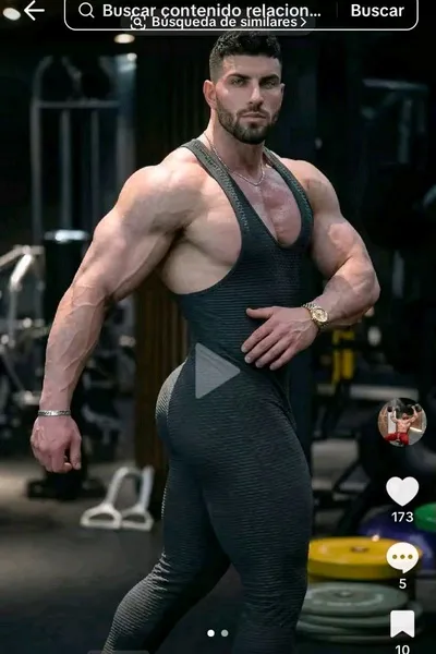 Flipped Chat AI – Chatear con Raúl Cestero