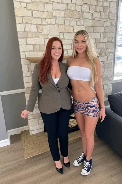 Flipped Chat AI – Bate-papo com Karen e Zoe