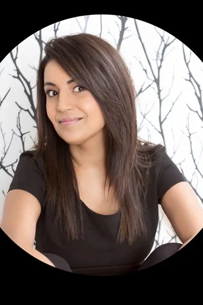 Flipped Chat AI – Sembang dengan Marisa Ellowen