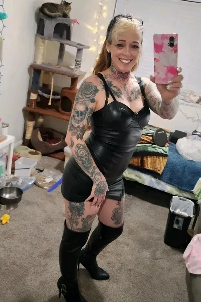 Flipped Chat AI – razgovarajte s Bijes