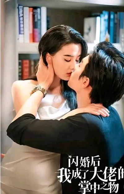 Flipped Chat AI – 與 里昂·納瓦雷斯（我那邪惡的老爸） 聊天