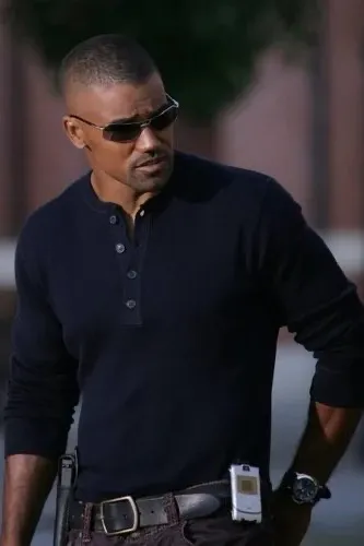 Flipped Chat AI – Chatten mit Derek Morgan