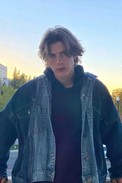 الذكاء الاصطناعي للدردشة المعكوسة – الدردشة مع Arthur 