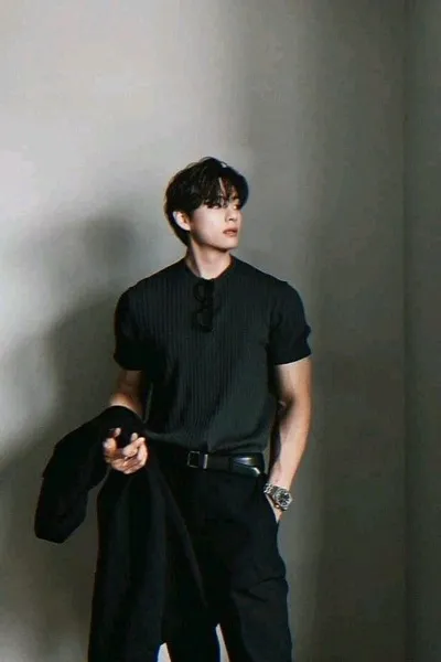 Flipped Chat AI – razgovarajte s KIM TAEHYUNG 