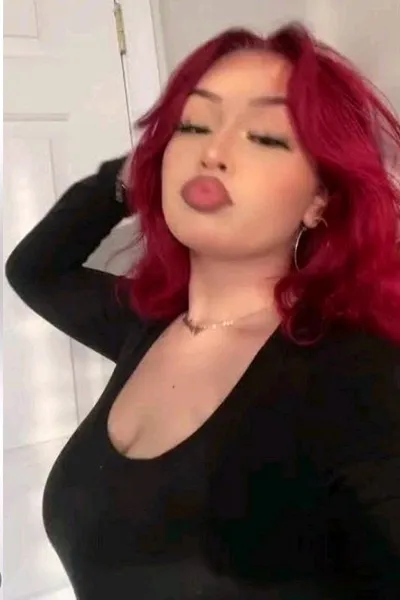 Flipped Chat AI – Chat cu Trinity 