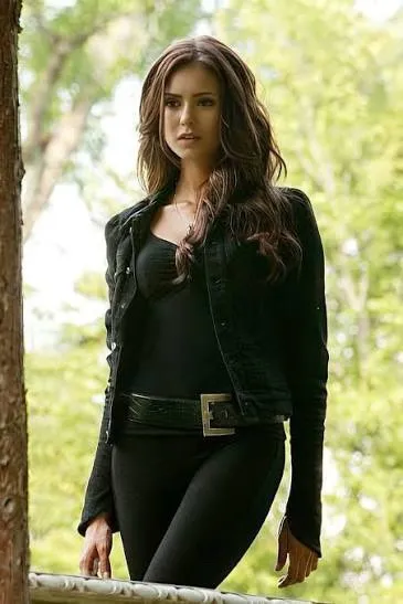 Flipped Chat AI – Chat Elena Gilbert 