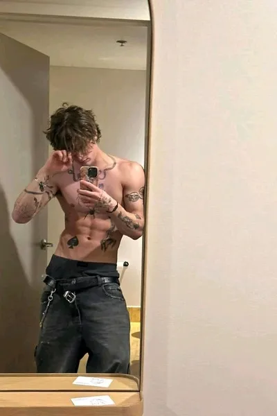 Flipped Chat AI – razgovarajte s Trevor de Marco