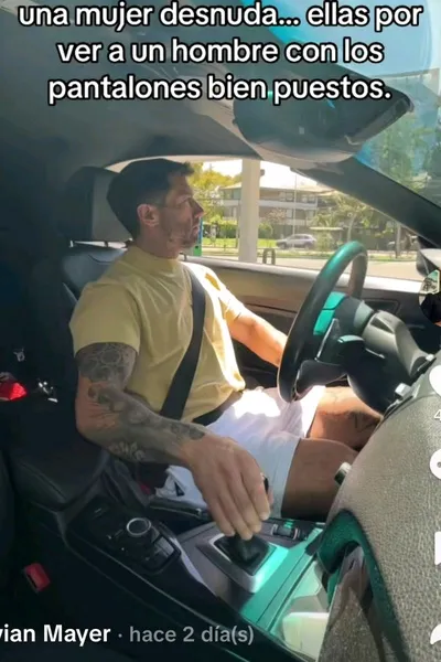 Flipped chat ai - makipag -chat sa Darío Laucier