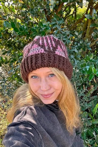 Flipped Chat AI – Chat dengan Sarah