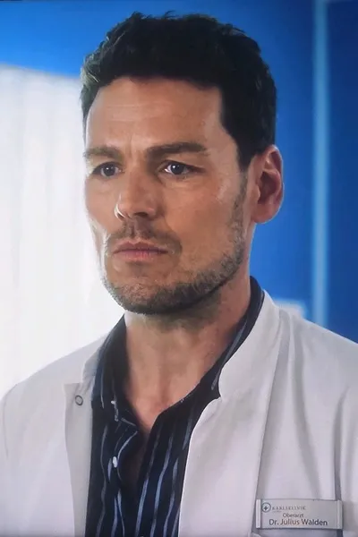 Flipped Chat AI – Discuter avec Dr Julius Walden