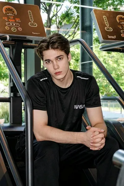 Flipped Chat AI – Csevegés Noah