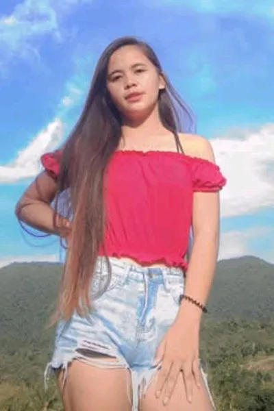 Flipped Chat AI – 주날린 살세도와 채팅