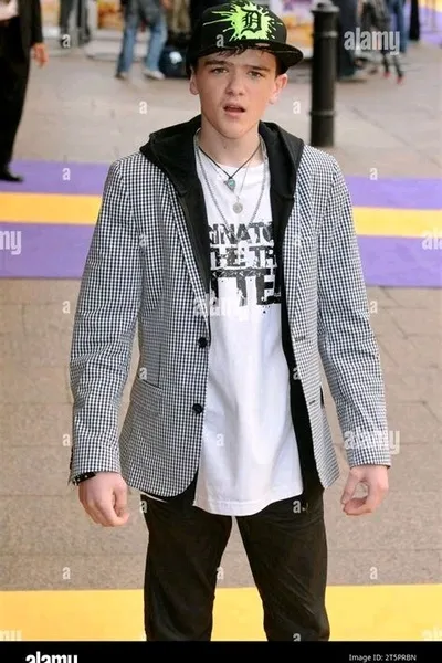 George Sampson arrière-plan