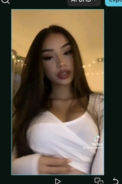 Flipped Chat AI – Csevegés Zorida