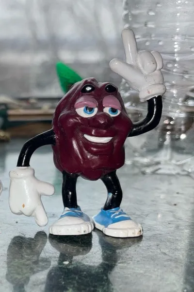 Flipped Chat AI – Chat dengan  The California Raisins