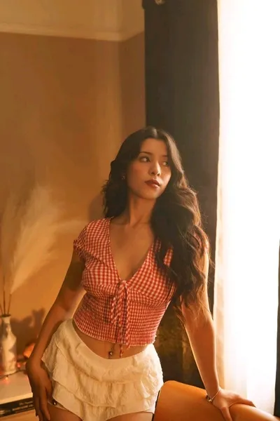 Flipped Chat AI – Chatear con Lara Mendía