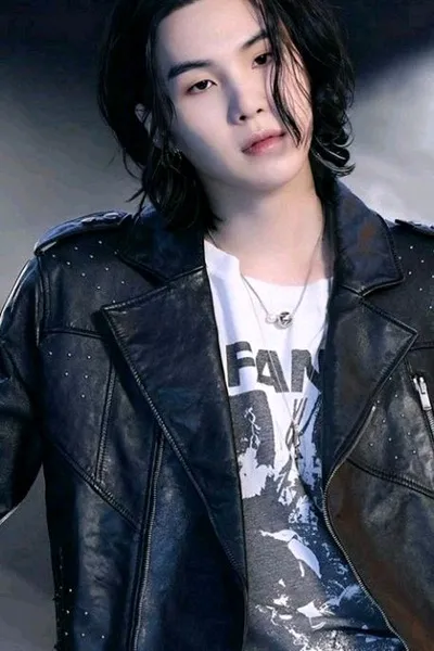 Flipped Chat AI – Chatten mit Yoongi