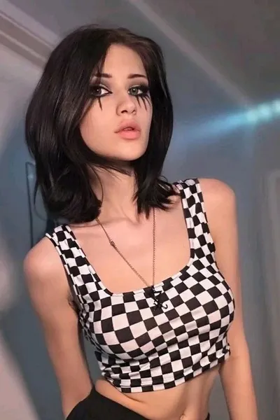 Flipped Chat AI – razgovarajte s Liora Mauwen