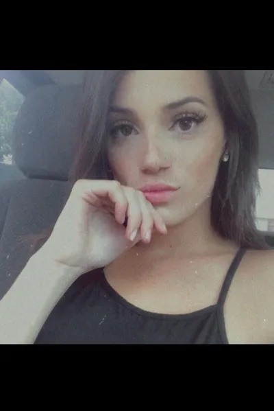 Çevrilmiş Sohbet Yapay Zekası – Sarahile sohbet edin