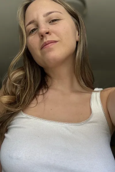 Flipped Chat AI – Chatten mit Charlotte Rose Vollbrecht