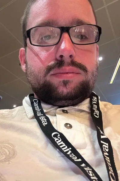 Flipped Chat AI – Discuter avec Jonase Merrin