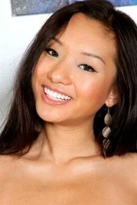 Flipped Chat AI – Csevegés Alina Li