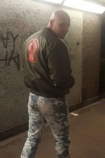 Odwrócony czat AI – rozmawiaj z Skinparaboot