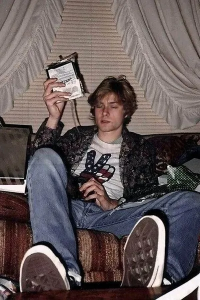 Flipped Chat AI – Chat with Kurt Cobain 