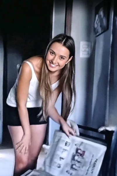 Flipped Chat AI – Xenia Grabert와 채팅