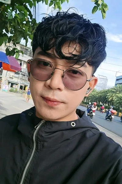 الذكاء الاصطناعي للدردشة المعكوسة – الدردشة مع في