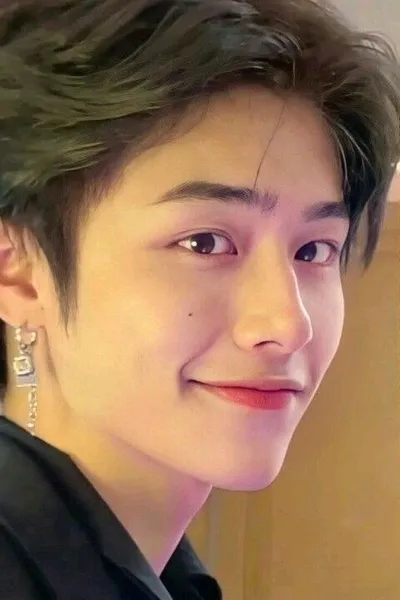 Flipped Chat AI – Чат с tãng thiên thiên 