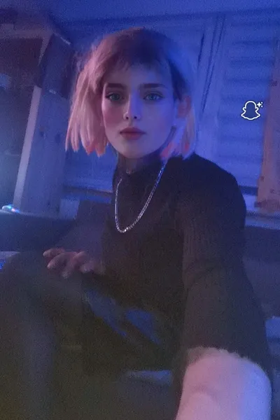 Flipped Chat AI – kalbėkite su Perverse saufparty