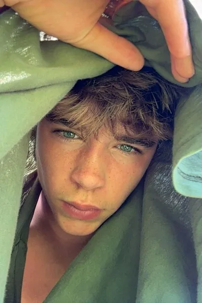 Flipped Chat AI – Csevegés Declan Hayes