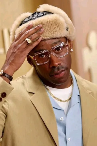 Flipped Chat AI – kalbėkite su 🪽 Tyleris, kūrėjas