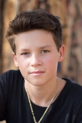 Flipped Chat AI – Chatta med Hayden Summerall