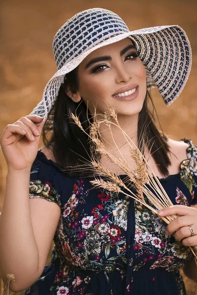 Flipped Chat AI – Chat cu Marit Hollberg