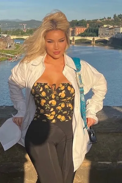 Flipped Chat AI – Sembang dengan Shirin david