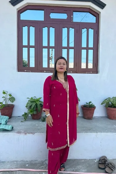 Flipped Chat AI – Чат с Набина Магар