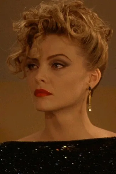 Flipped Chat AI – Discuter avec Savanna Genevieve