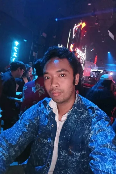 FlippedチャットAI – ラクナとチャット