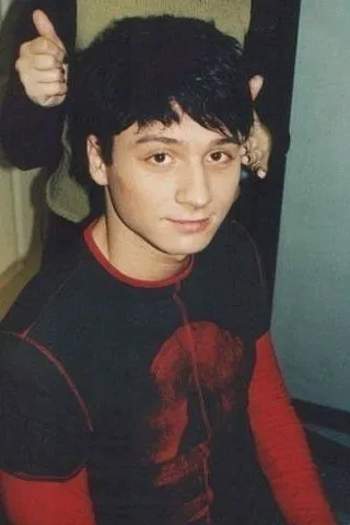 Flipped Chat AI – Чат с Серëжа Лазарев