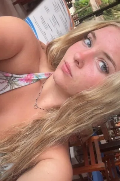 Flipped chat ai - makipag -chat sa Samantha 