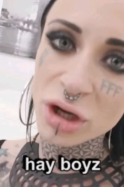 Flipped Chat AI – Chat dengan Naga Tenggorokan