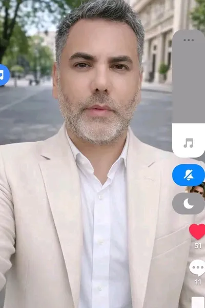 الذكاء الاصطناعي للدردشة المعكوسة – الدردشة مع Sergio Lantos