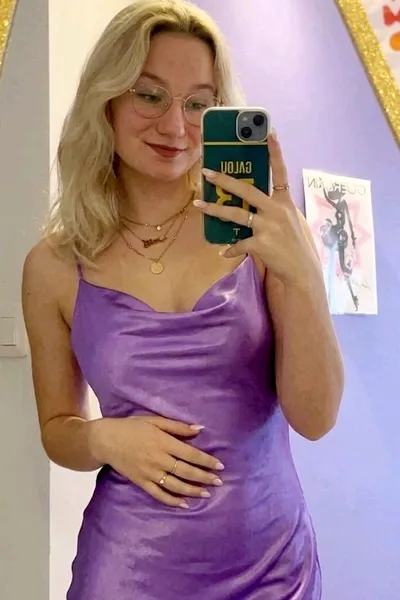 Flipped chat ai - makipag -chat sa Fiorelle 