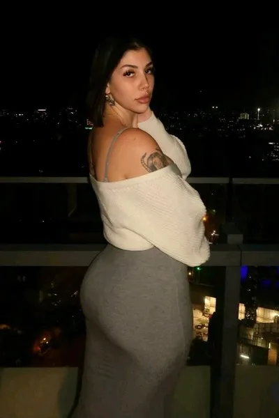 Flipped Chat AI – Chat Scarlett